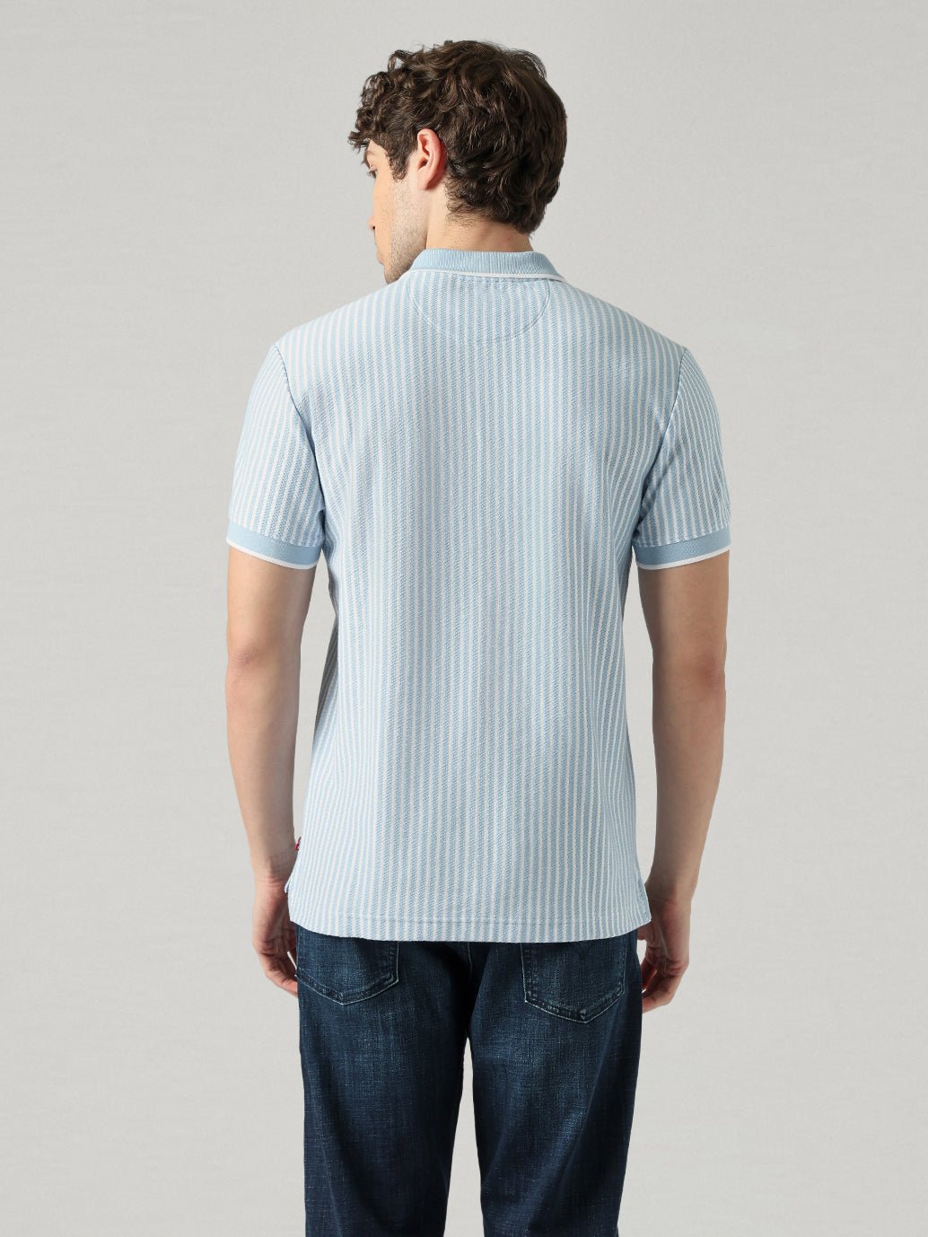 001CV0010_03_Back.jpg