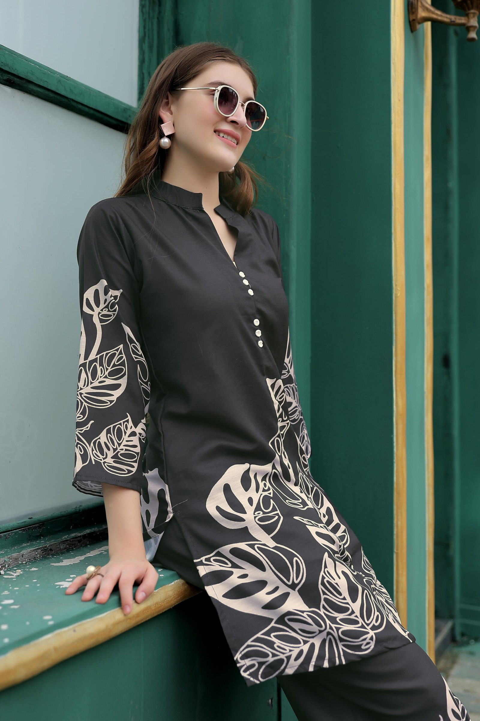 CD-30-Black-5