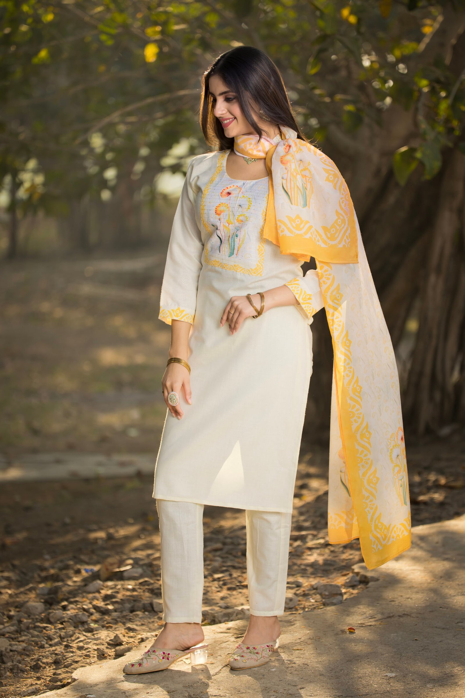 TBD-351-White-4